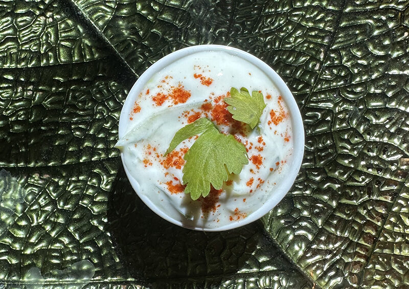 Cucumber raita - Restauracja Atmosfera, zamów na dosyta.pl