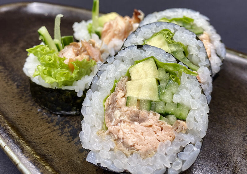 Sake yaki futomaki - Restauracja Atmosfera, zamów na dosyta.pl