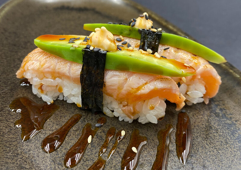 Nigiri sake fusion - Restauracja Atmosfera, zamów na dosyta.pl